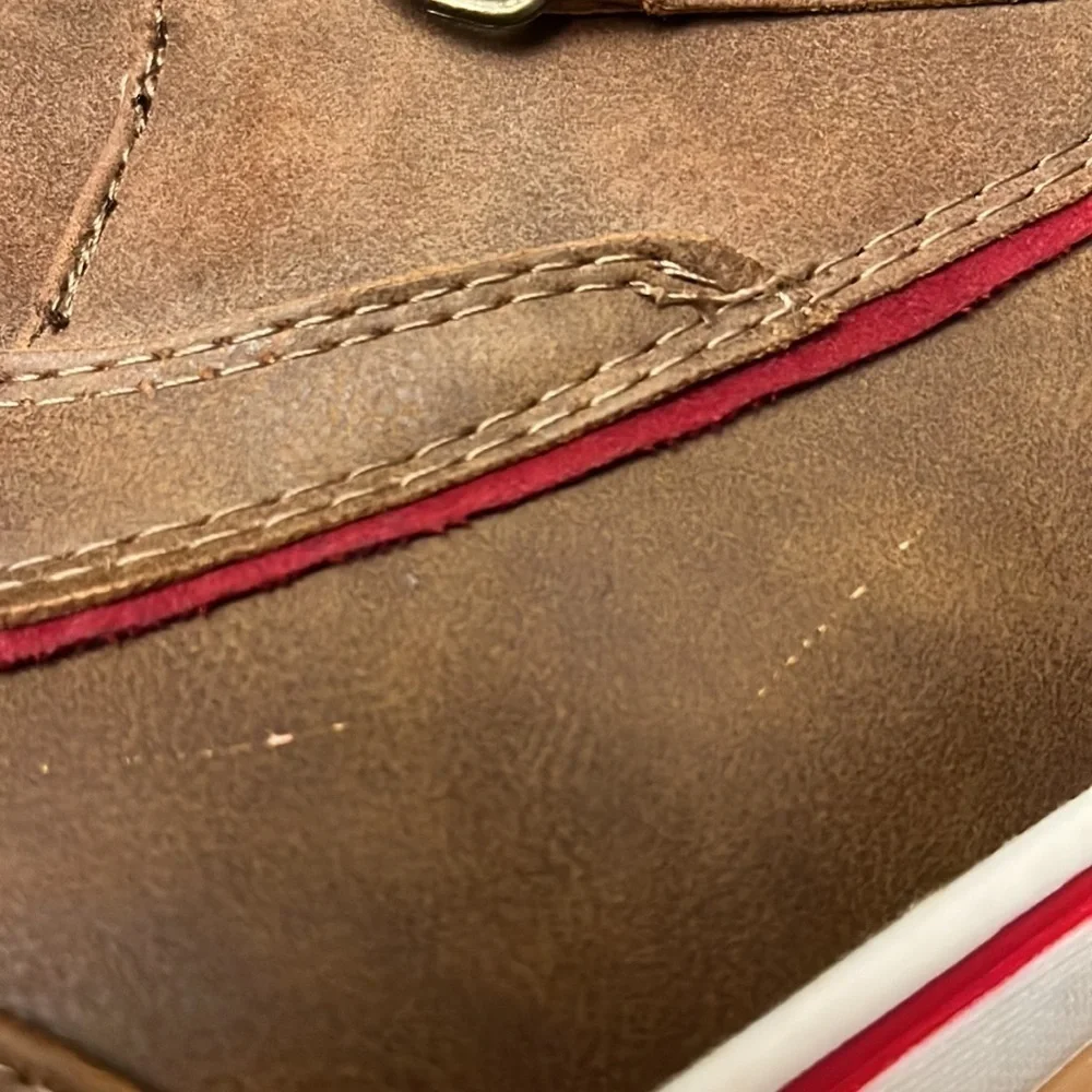 New@titude tan red 10M frosty synthetic upper